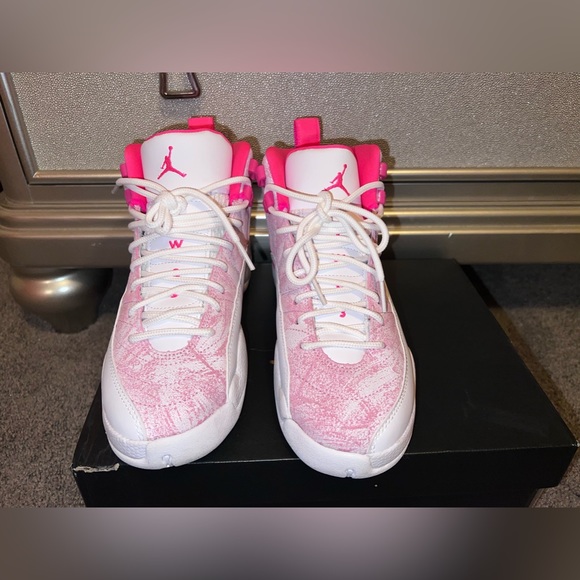 Air jordan 12 (GS) - Picture 4 of 4